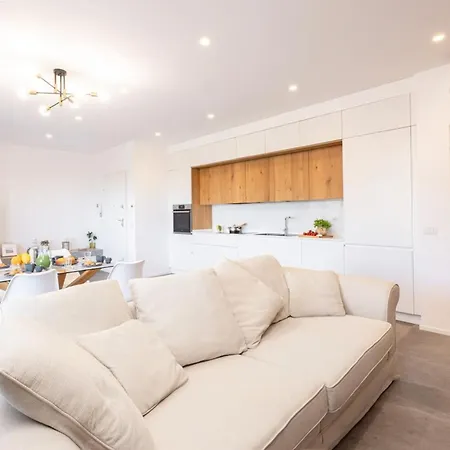 Sorrentovibes - Modern Family With Views Holiday home *